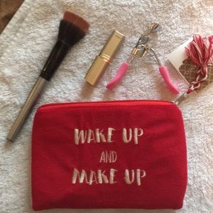 Cosmetic bag